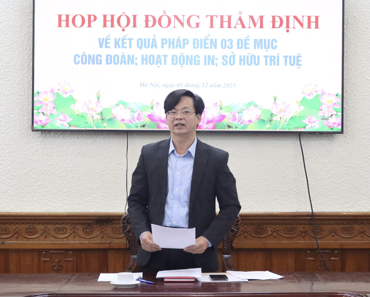 Đồng chí Phó Cục trưởng Cục Kiểm tra văn bản và Quản lý xử lý vi phạm hành chính Nguyễn Duy Thắng phát biểu