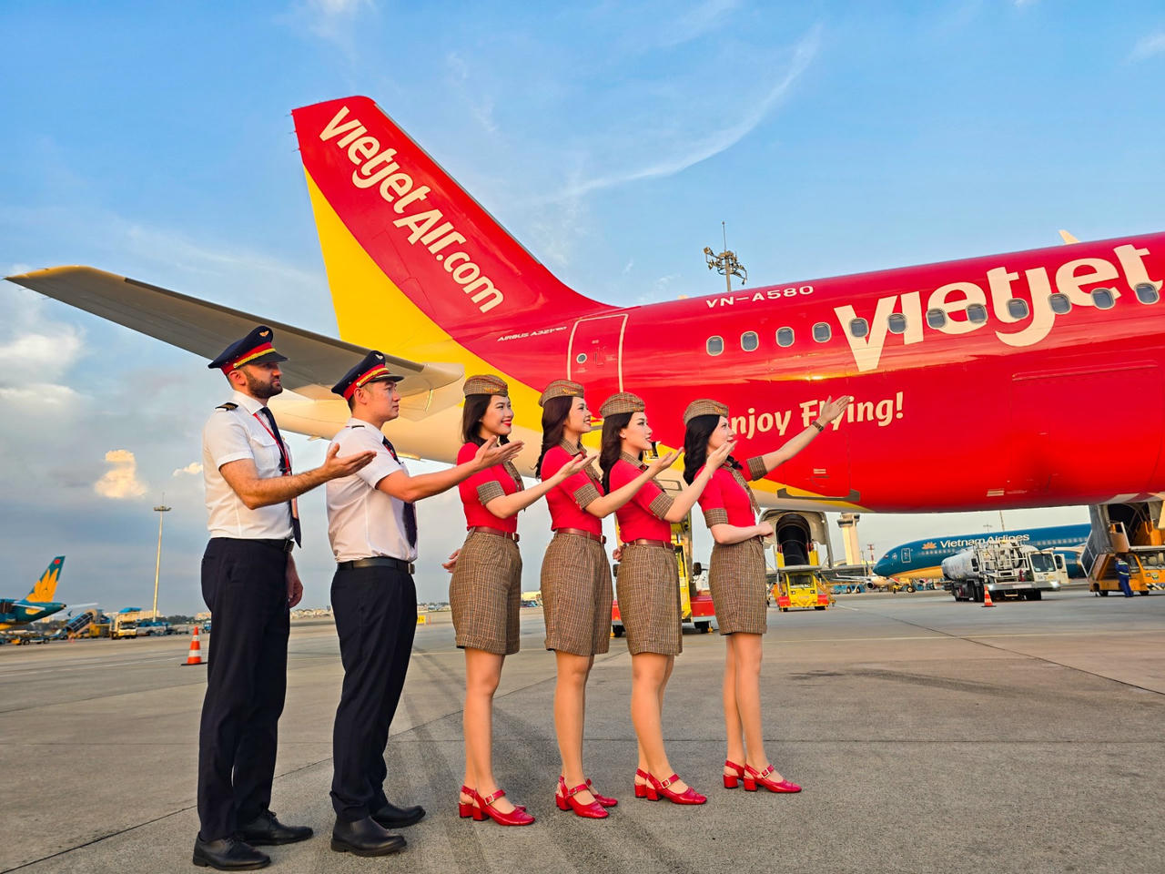 Tàu bay A321neo ACF số hiệu VN-A580 – “thành viên mới” của đội tàu Vietjet – vừa được tiếp nhận trong tháng 12.