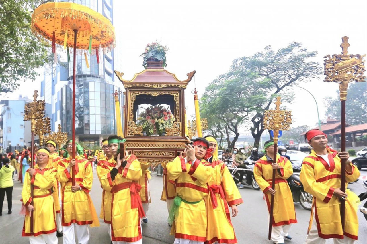 Những lễ hội dân gian đặc sắc tại Tây Hồ