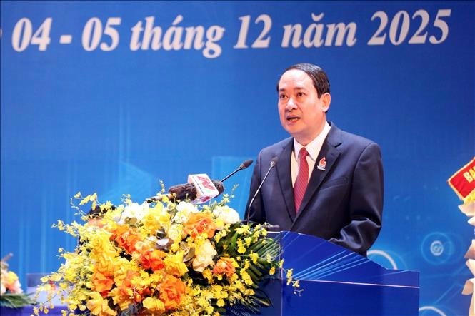 Ông Mai Văn Tuất - Chủ tịch Ủy ban MTTQ Việt Nam tỉnh Ninh Bình phát biểu tại Đại hội