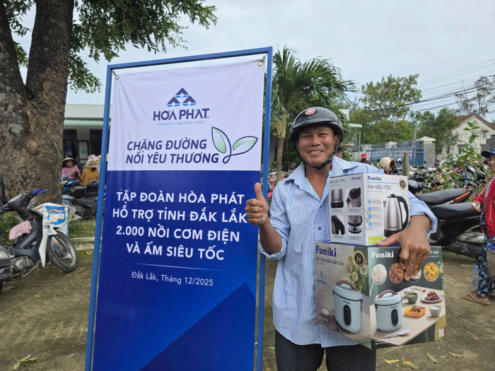 Sự sẻ chia kịp thời tới bà con vùng lũ
