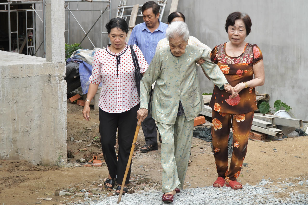 Nguyễn Thị Oanh, sinh năm 1929 (Vợ liệt sĩ Nguyễn Văn Gần). Ảnh: Kim Ngân