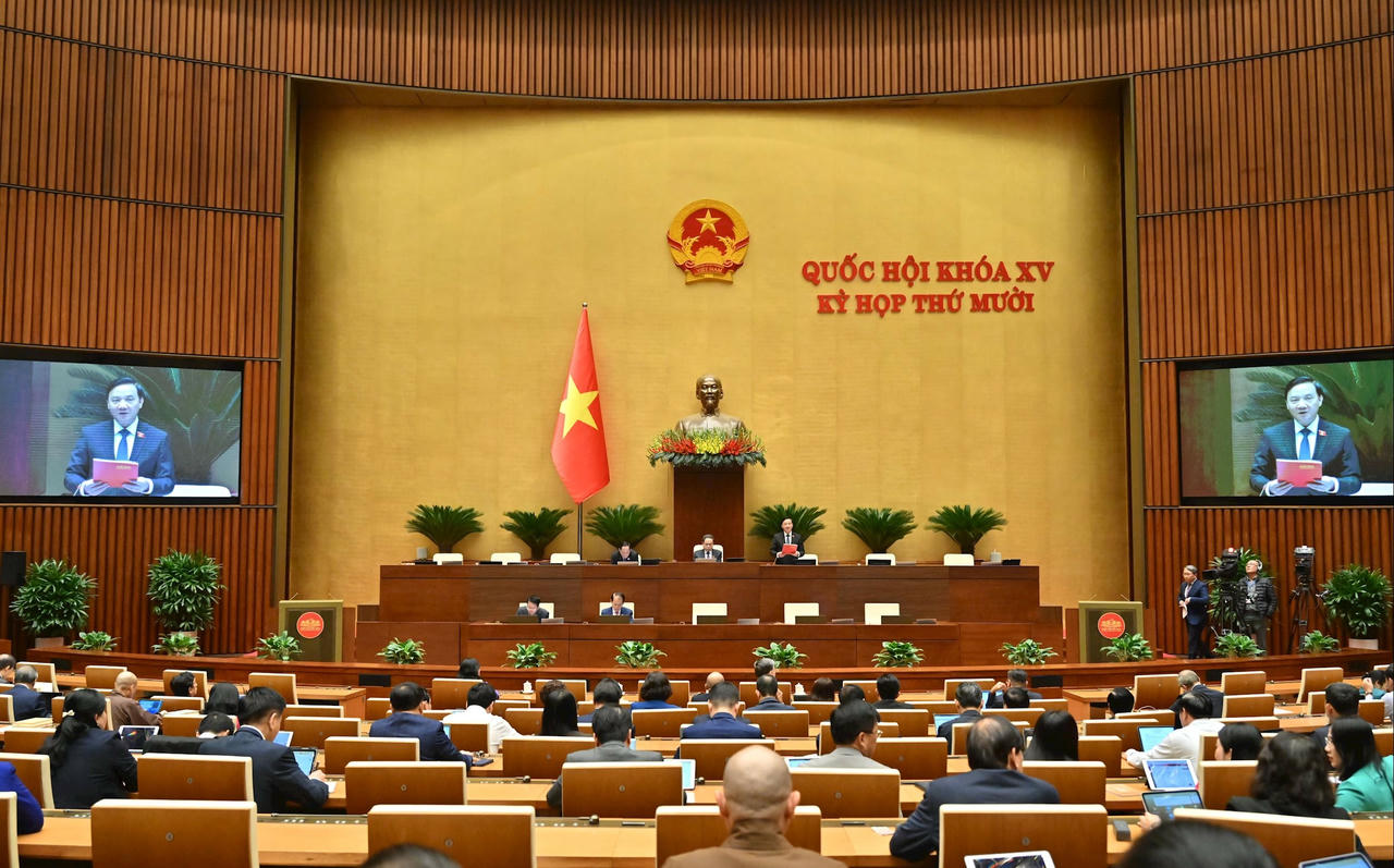 Quốc hội thông qua Luật Thi hành án dân sự (sửa đổi)