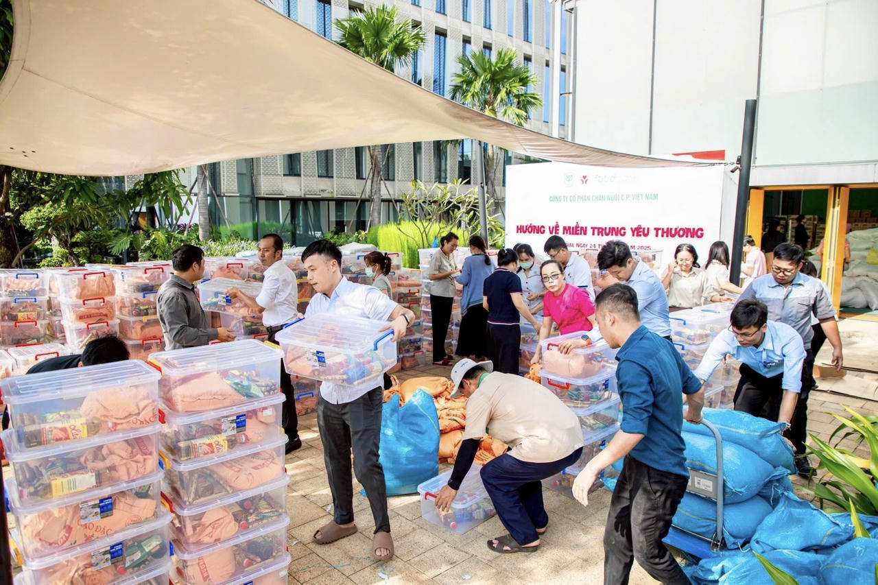 Nhìn lại hành trình hướng về miền Trung yêu thương