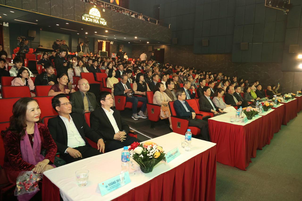 Tưng bừng lễ trao giải cuộc thi sáng tác bài hát về phòng, chống tác hại của thuốc lá