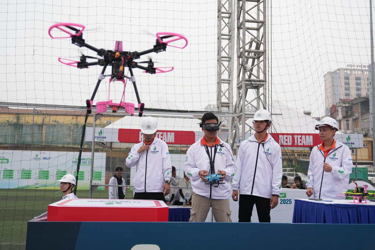 Trường Đại học Tôn Đức Thắng vô địch cuộc thi sáng tạo UAV