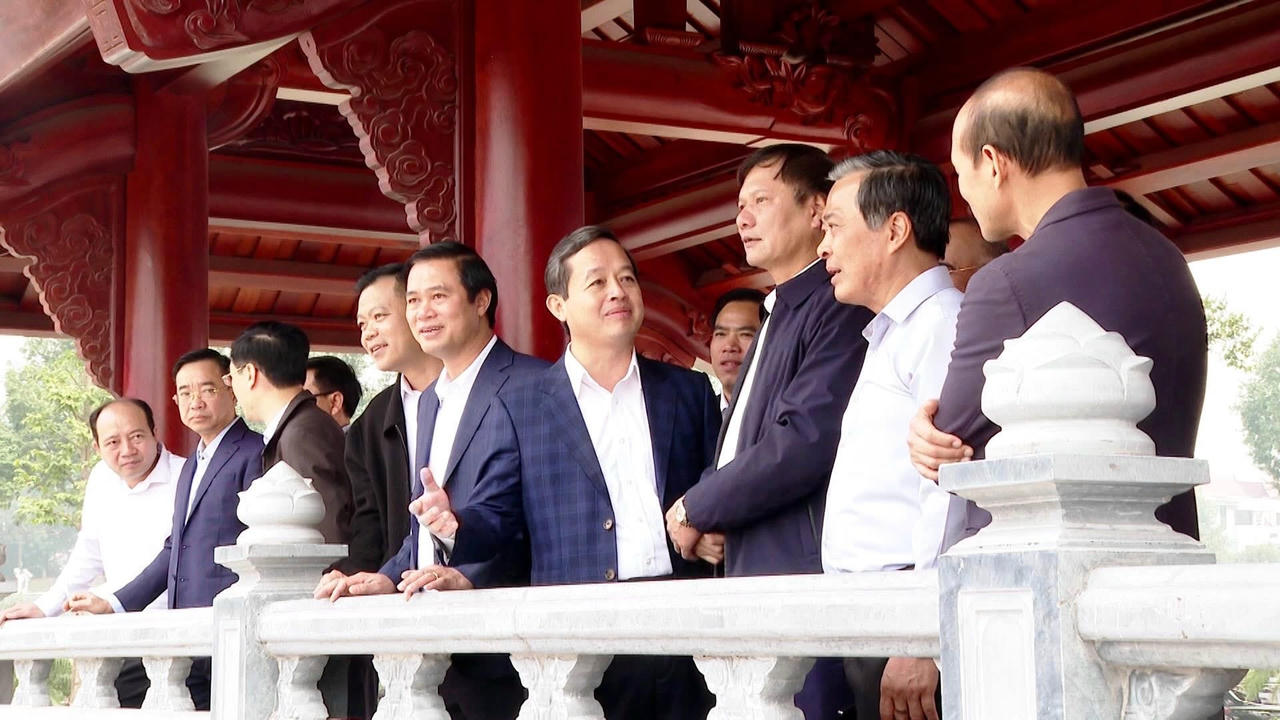 Khu số 3 - gồm Đền thờ Bác Hồ, hồ sen, sân xung quanh và khu sân kết đoàn đã được thẩm định thiết kế bản vẽ thi công, chủ đầu tư đang hoàn thiện thủ tục với các nhà tài trợ, phấn đấu hoàn thành trước ngày 30/4/2026. 