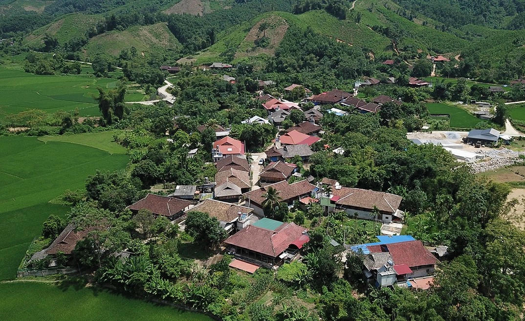 Góc làng bình yên của người Tày Trung Sơn..