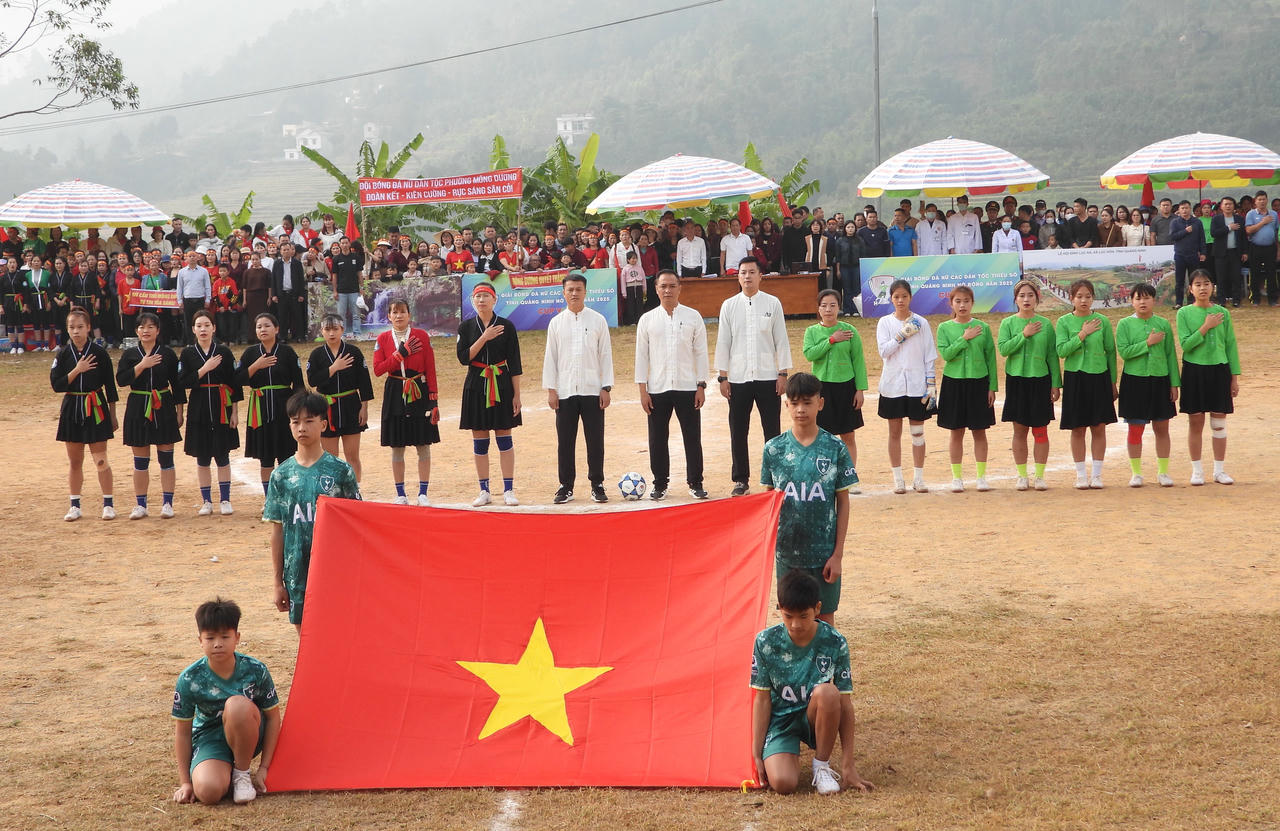 Lâm Thượng (Lào Cai) 'thắng lớn' tại Giải Bóng đá nữ các dân tộc thiểu số tỉnh Quảng Ninh mở rộng 