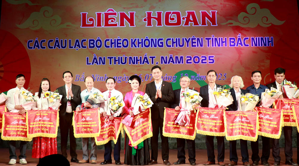 Hơn 500 nghệ nhân tham gia Liên hoan các câu lạc bộ chèo tỉnh Bắc Ninh lần thứ Nhất