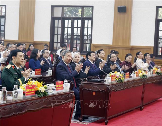 Tổng Bí thư Tô Lâm, các đại biểu dự Lễ kỷ niệm 80 năm Ngày truyền thống lực lượng vũ trang Quân khu 9. Ảnh: Thống Nhất/TTXVN