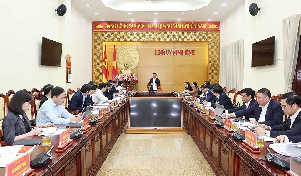 Ninh Bình: Hội nghị kiểm điểm tập thể Ban Thường vụ Tỉnh ủy năm 2025