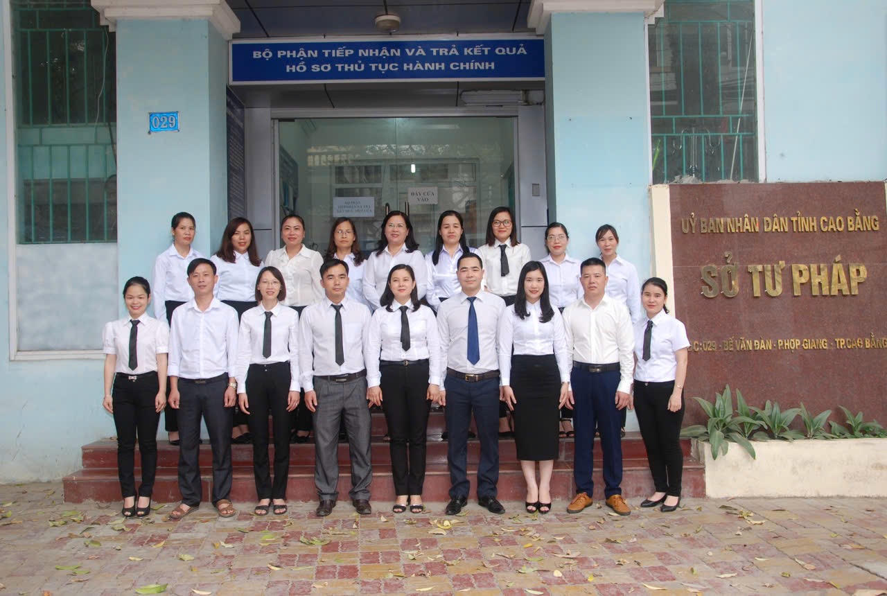 Cán bộ Trung tâm Trợ giúp pháp lý Nhà nước tỉnh Cao Bằng. 