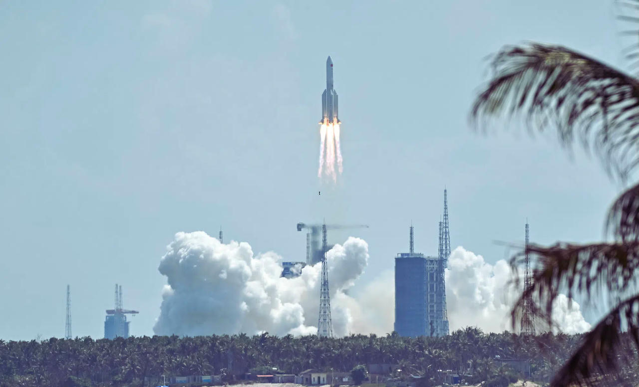 Trung Quốc sắp vận hành "siêu nhà máy" vệ tinh lớn nhất châu Á với công suất 1.000 chiếc/năm
