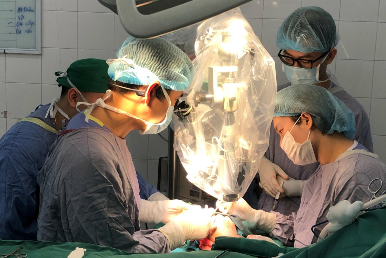  Kỳ tích y khoa: Ngón tay thủy thủ bị đứt rời 25 giờ được "hồi sinh" tại bệnh viện Việt Đức