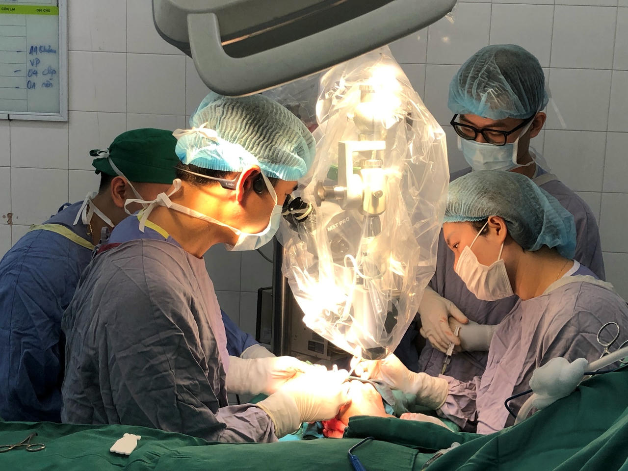  Kỳ tích y khoa: Ngón tay thủy thủ bị đứt rời 25 giờ được "hồi sinh" tại bệnh viện Việt Đức