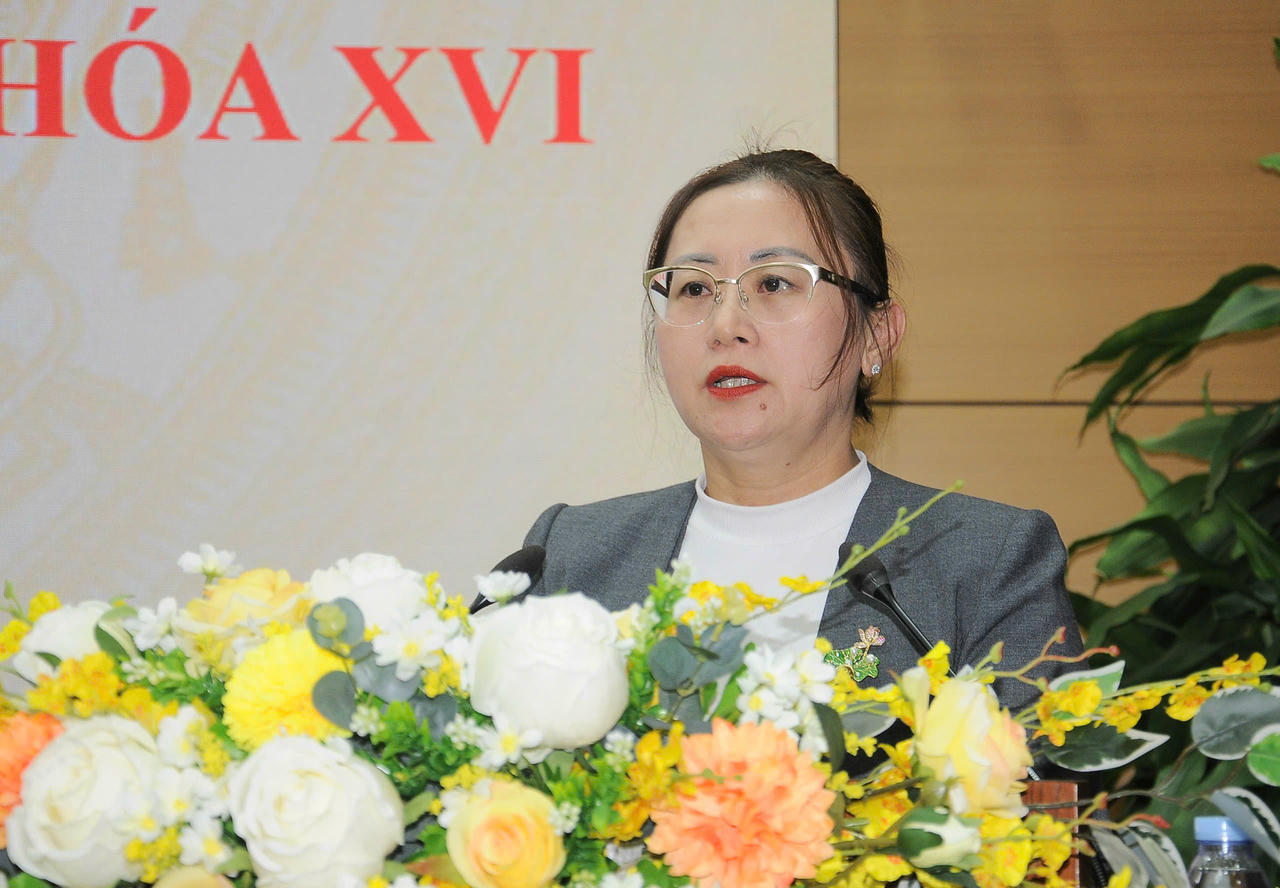 Bà&nbsp;Giàng Thị Dung - Phó Bí thư Tỉnh ủy, Chủ tịch Ủy ban MTTQ Việt Nam tỉnh Lào Cai phát biểu tại hội nghị.