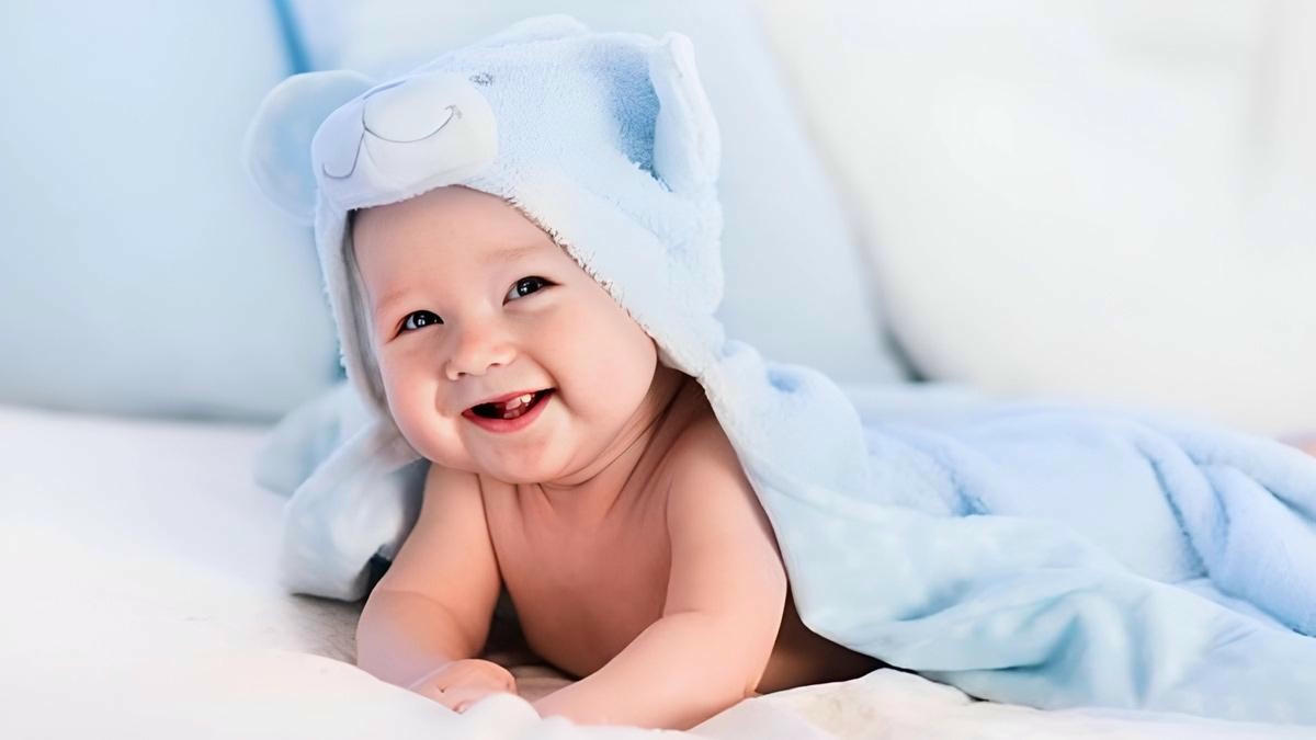 Cha mẹ cần giữ môi trường sống trong lành cho trẻ.