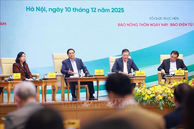 Thủ tướng Phạm Minh Chính đối thoại với nông dân năm 2025. Ảnh: Dương Giang/TTXVN