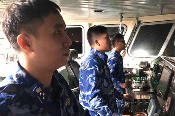 Tìm kiếm thuyền viên mất tích trên tàu cá bị chìm ở vùng biển Hà Tĩnh