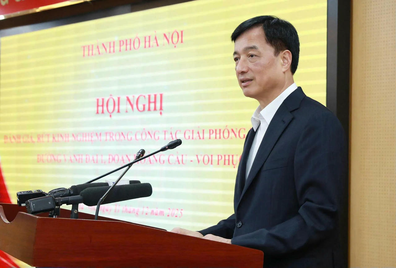 Bí thư Thành ủy Hà Nội Nguyễn Duy Ngọc phát biểu kết luận hội nghị.