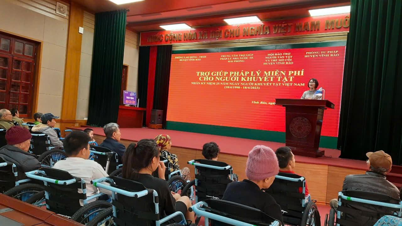 TT TGPL nhà nước số 1 TP. Hải Phòng trợ giúp cho người khuyết tại tại Vĩnh Bảo