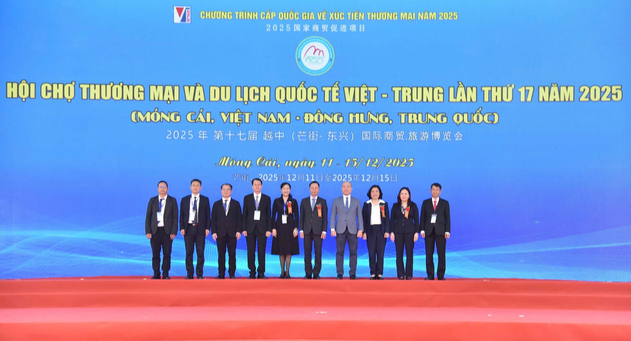 Khai mạc Hội chợ Thương mại và Du lịch quốc tế Việt - Trung 