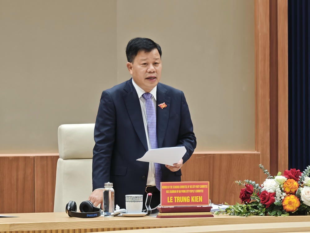 Phó Chủ tịch UBND TP Hải Phòng Lê Trung Kiên phát biểu khai mạc Hội nghị.