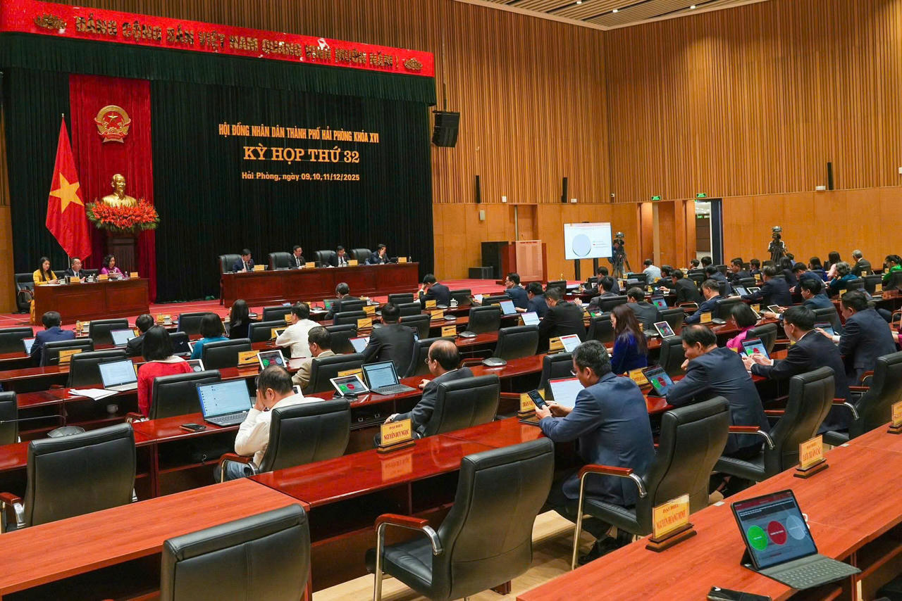 Kỳ họp thứ 32 HĐND TP Hải Phòng khóa XVI: Thông qua 48 nghị quyết quan trọng, tạo chuyển biến mạnh mẽ thúc đẩy phát triển kinh tế