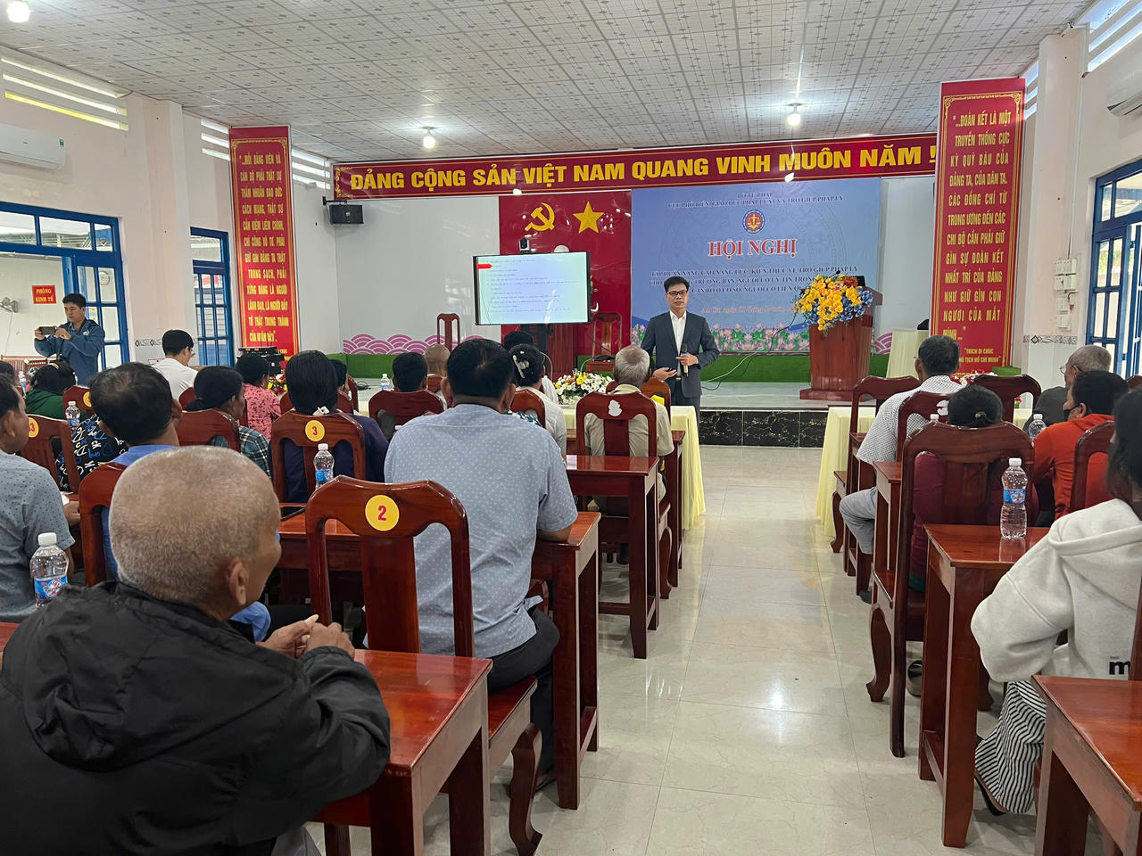 An Giang: Nâng cao năng lực, kiến thức về trợ giúp pháp lý cho già làng trưởng bản, người có uy tín trong cộng đồng