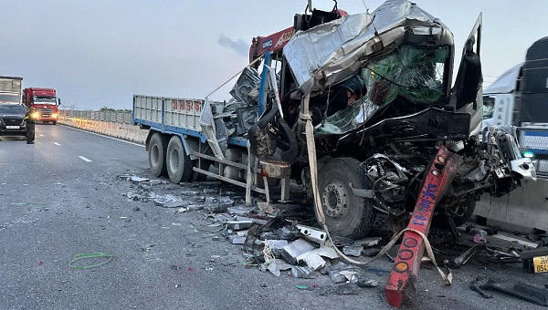 Khởi tố vụ án sau tai nạn nghiêm trọng trên cao tốc Bắc - Nam đoạn qua Quảng Trị