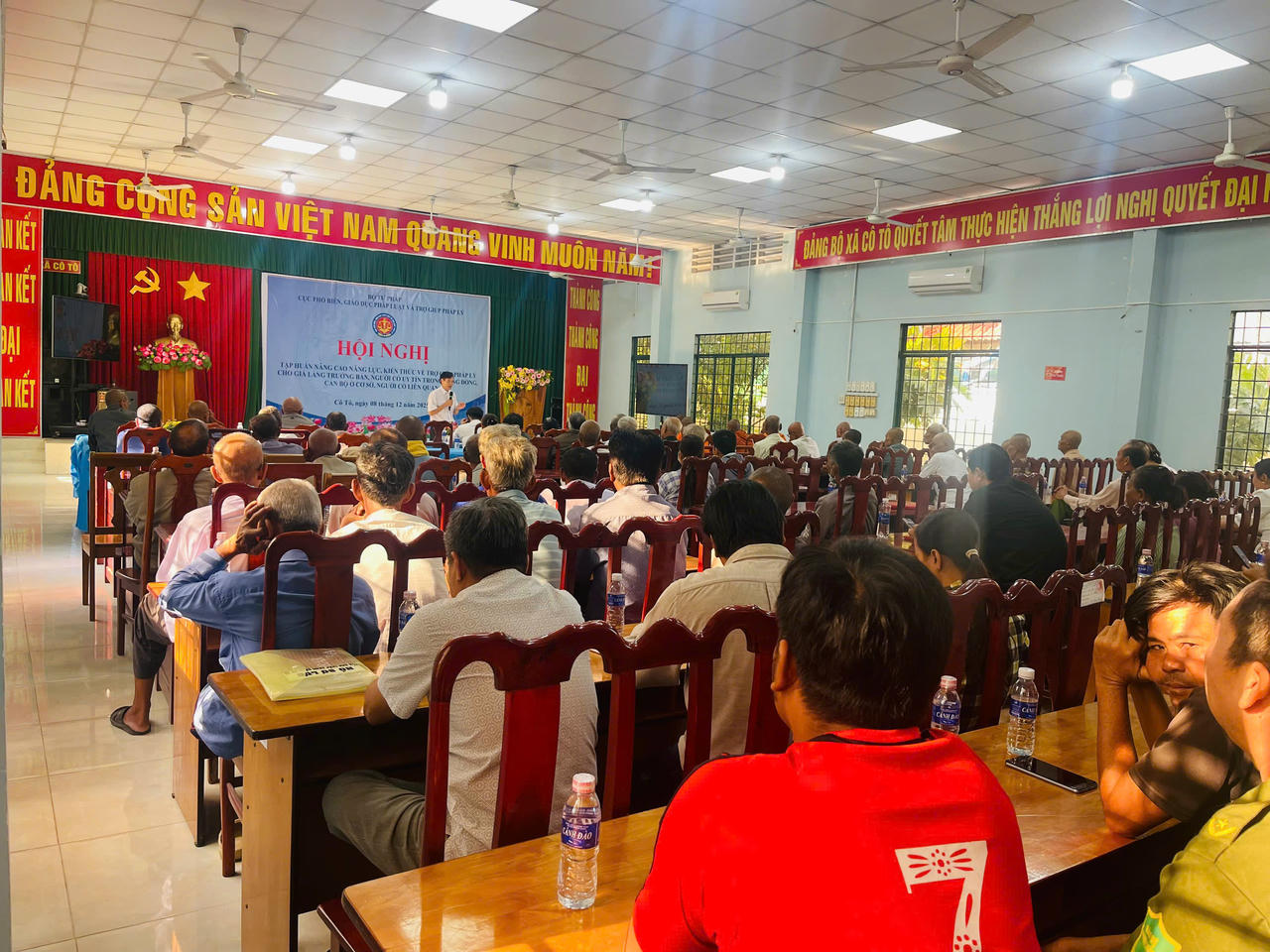 An Giang: Nâng cao năng lực, kiến thức về trợ giúp pháp lý cho già làng trưởng bản, người có uy tín trong cộng đồng