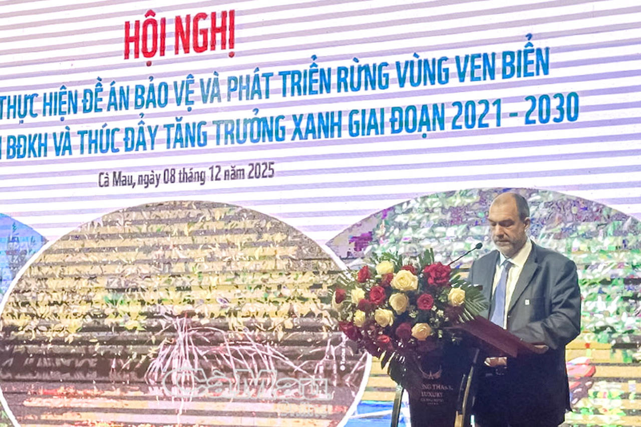 Ông Thibault Ledecq - Giám đốc Bảo tồn WWF-Việt Nam, khẳng định cam kết hỗ trợ các tỉnh giai đoạn 2025–2030, đặc biệt là Cà Mau, trong khôi phục và bảo tồn rừng ven biển (Ảnh: Hồng Nghi).