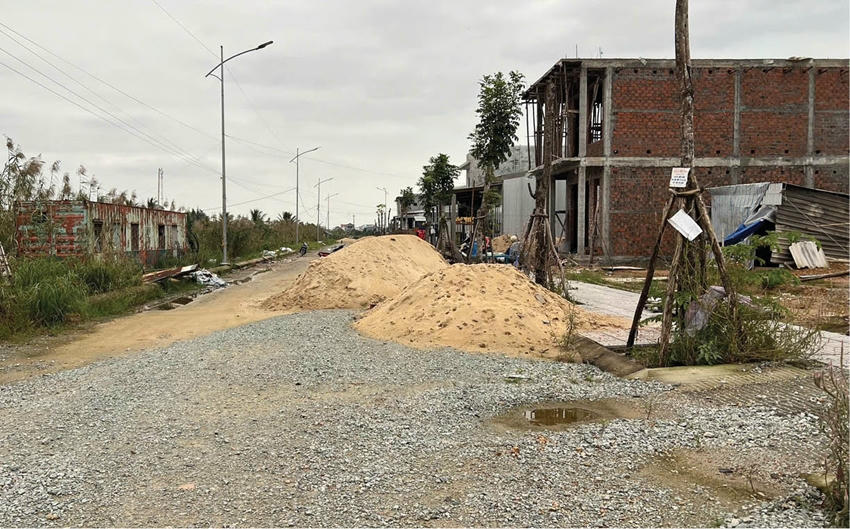 Khu TĐC B5 vẫn còn thiếu 49 lô cho các hộ phụ, hộ lấn chiếm và quy đổi của dự án cầu vượt cửa biển Thuận An 