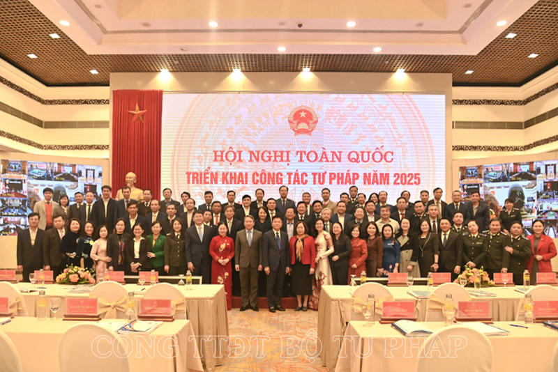 Tư pháp địa phương cùng Bộ, ngành Tư pháp vững vàng vào kỷ nguyên mới Tư pháp địa phương cùng Bộ, ngành Tư pháp vững vàng vào kỷ nguyên mới