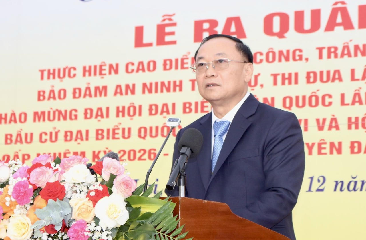 Bí thư Tỉnh ủy Gia Lai Thái Đại Ngọc phát biểu tại lễ ra quân. (Ảnh: Ngọc Minh)