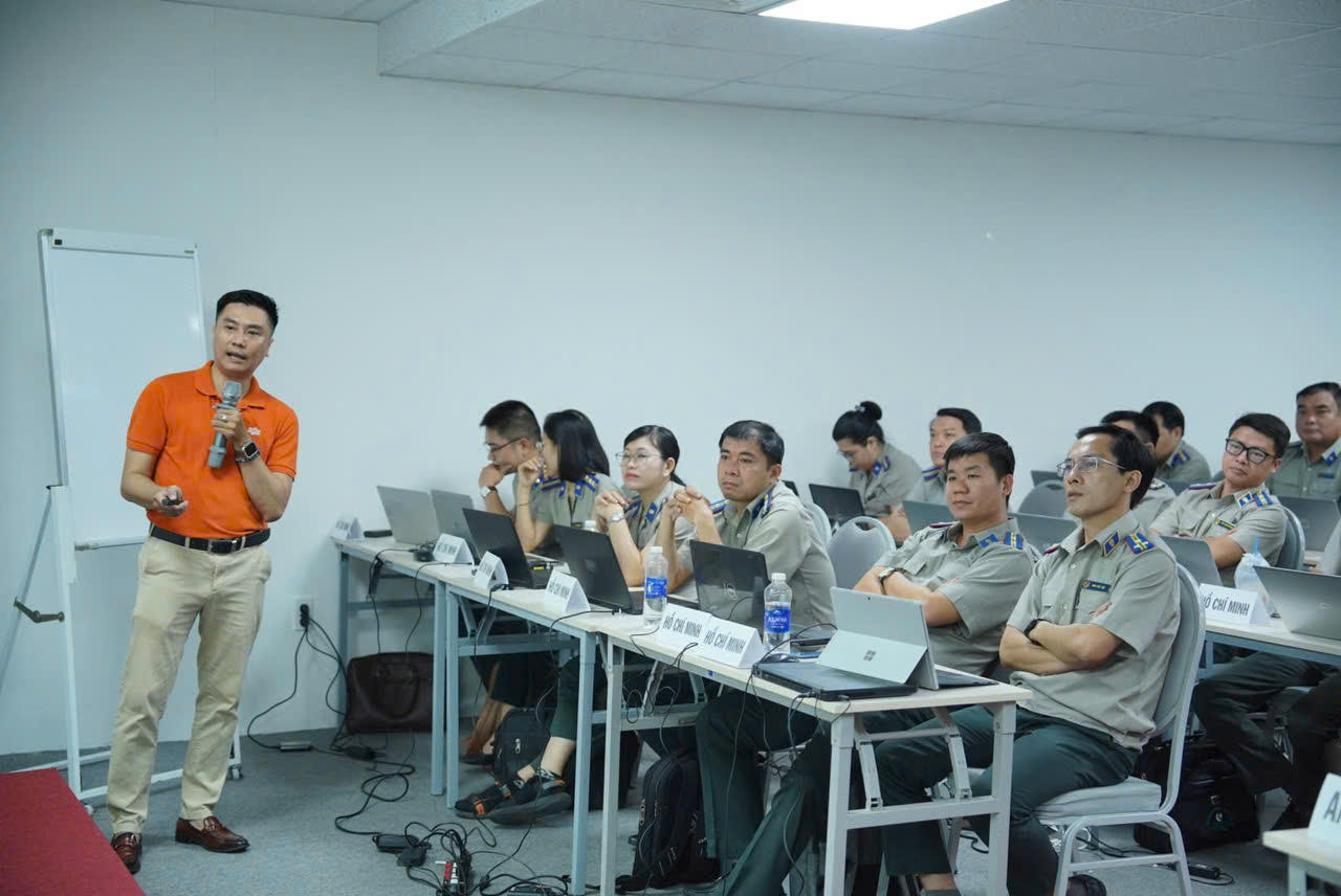 Thi hành án dân sự Thành phố Hồ Chí Minh tham dự lớp tập huấn Phần mềm Tổ chức thi hành án