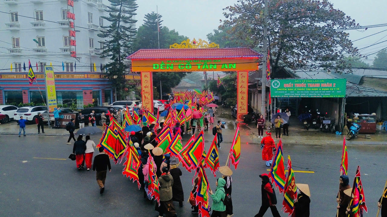 Đền Cô Tân An, xã Bảo Hà là điểm tín ngưỡng mang đặc trưng của hệ thống các điểm tín ngưỡng thờ Mẫu ở Việt Nam, đặc biệt là các tỉnh miền núi phía Bắc.