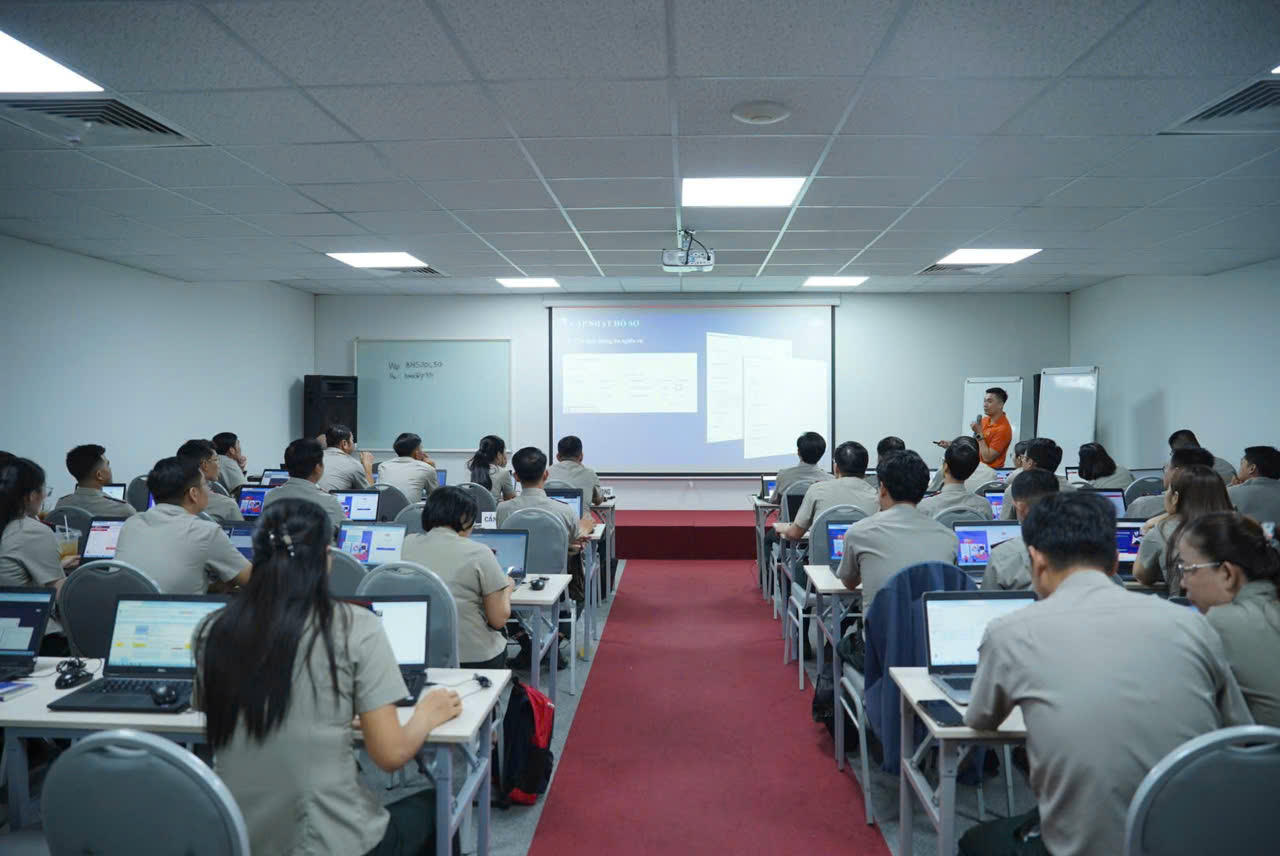 Thi hành án dân sự Thành phố Hồ Chí Minh tham dự lớp tập huấn Phần mềm Tổ chức thi hành án