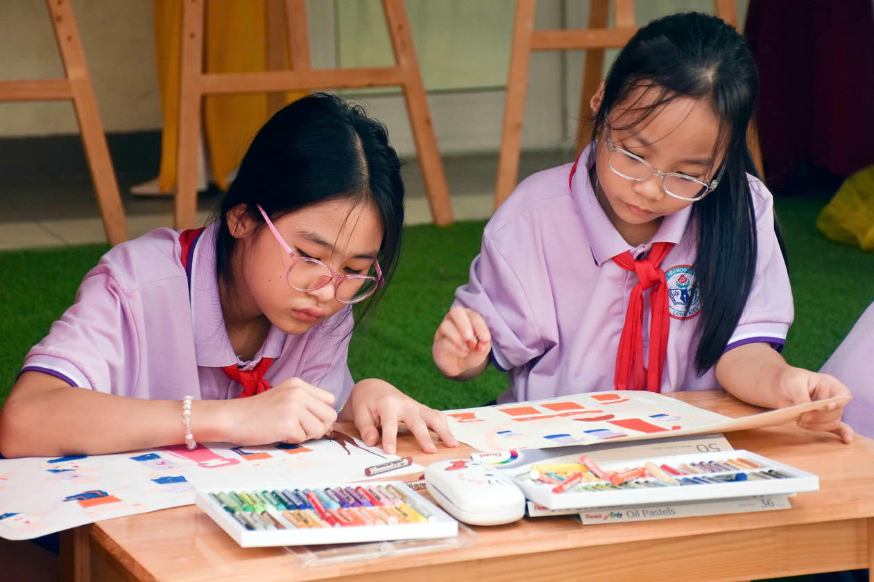 Các trường học tại Việt Nam cần chủ động triển khai những chiến lược phù hợp để giáo dục bình đẳng giới không chỉ trong lớp học mà trong môi trường số. (Ảnh minh họa - Nguồn: Sở GD&amp;ĐT Hà Nội)