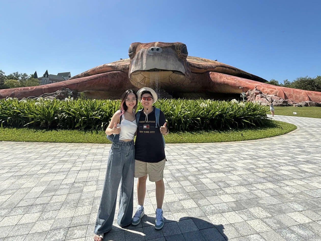 Không chỉ thu hút du khách quốc tế, Phú Quốc cũng là điểm đến được đông đảo du khách trong nước yêu thích. (Ảnh: NVCC)