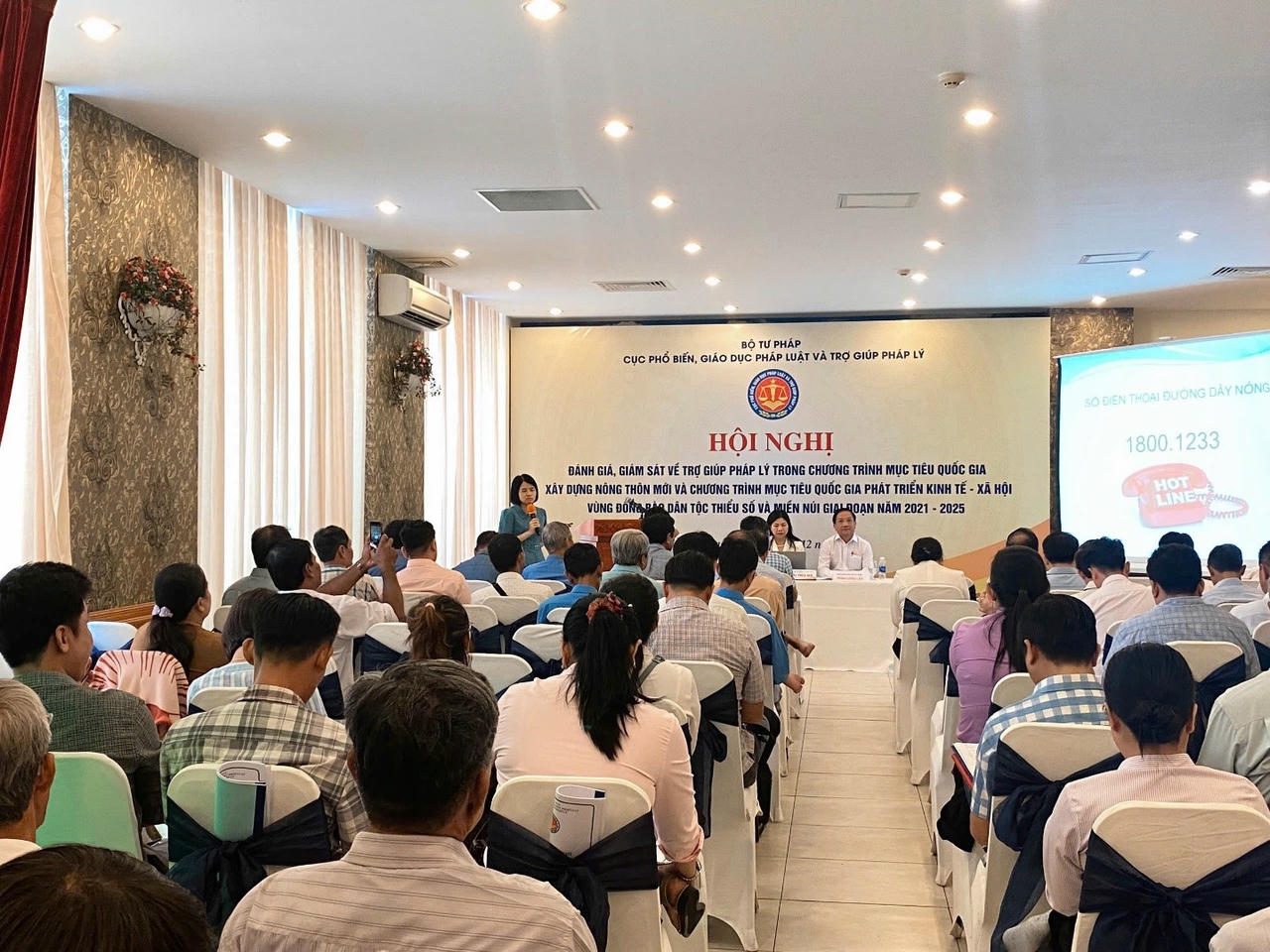 Đồng chí Lê Thị Thúy, Giám đốc Trung tâm thông tin pháp luật và hỗ trợ, TGPL (Cục PBGD&TGPL)