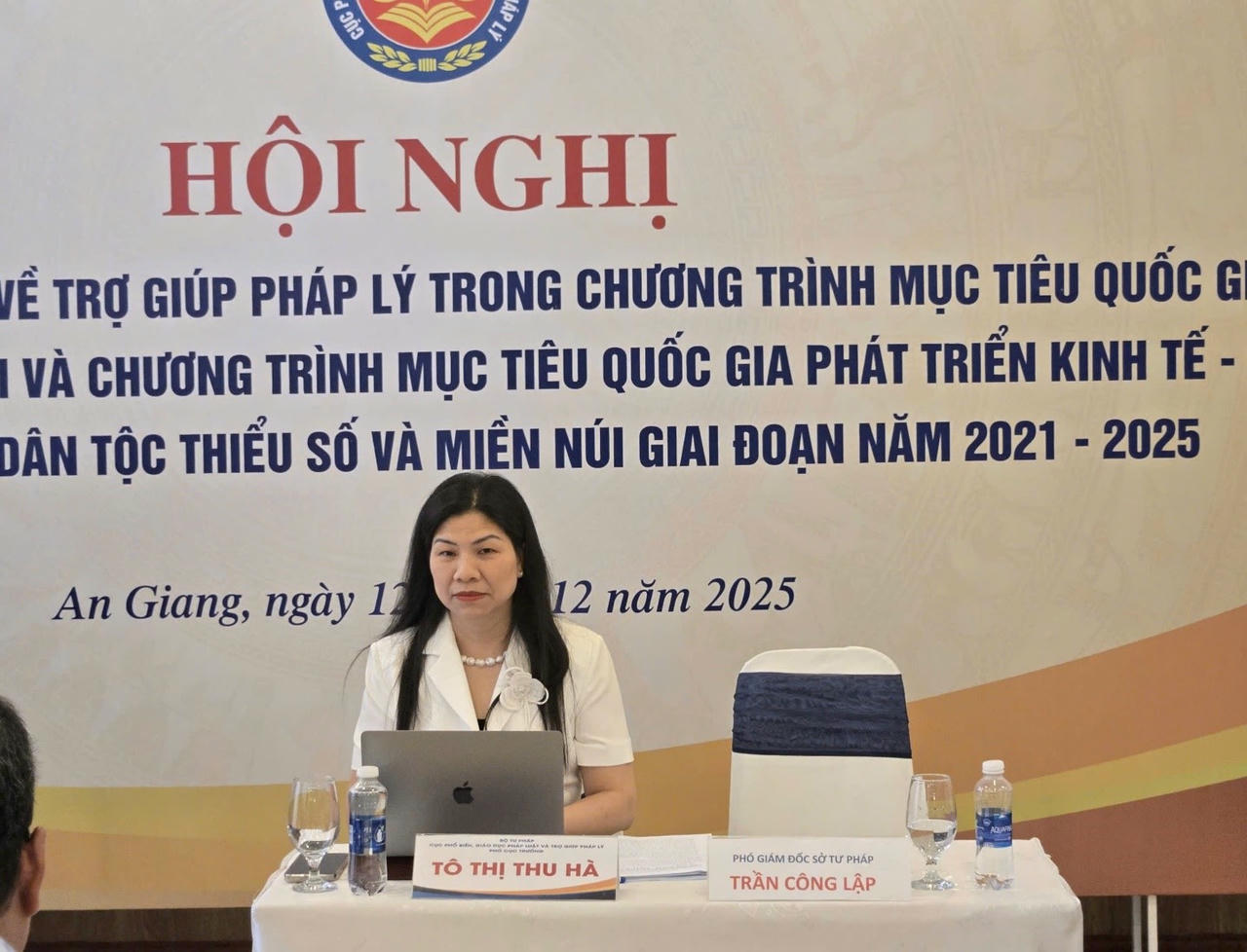 Hình ảnh đồng chí Tô Thị Thu Hà tại Hội nghị