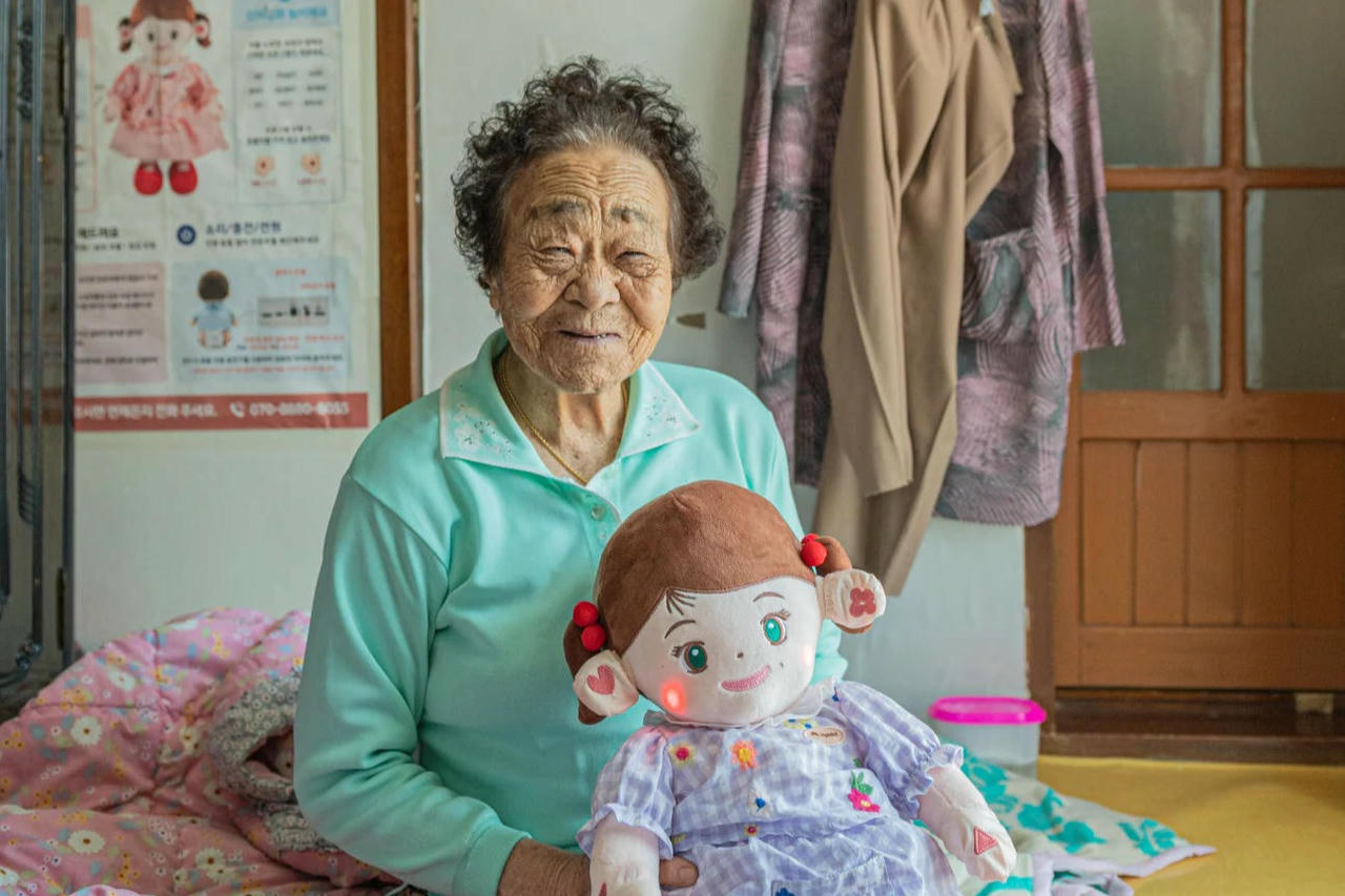 Robot AI ‘cháu ngoan’ giúp người cao tuổi Hàn Quốc vượt qua cô đơn 