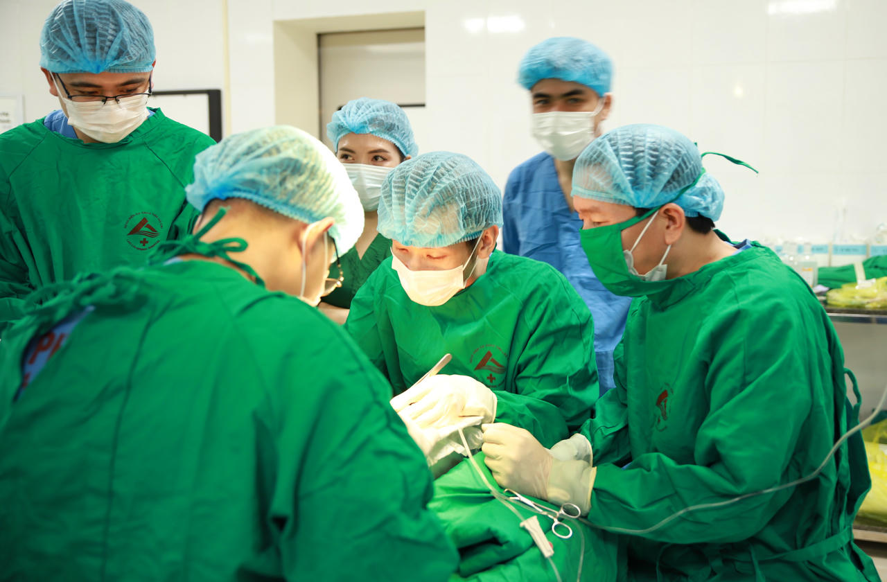 Đây là ca ghép thận đầu tiên từ người hiến sống được triển khai tại tỉnh Lào Cai