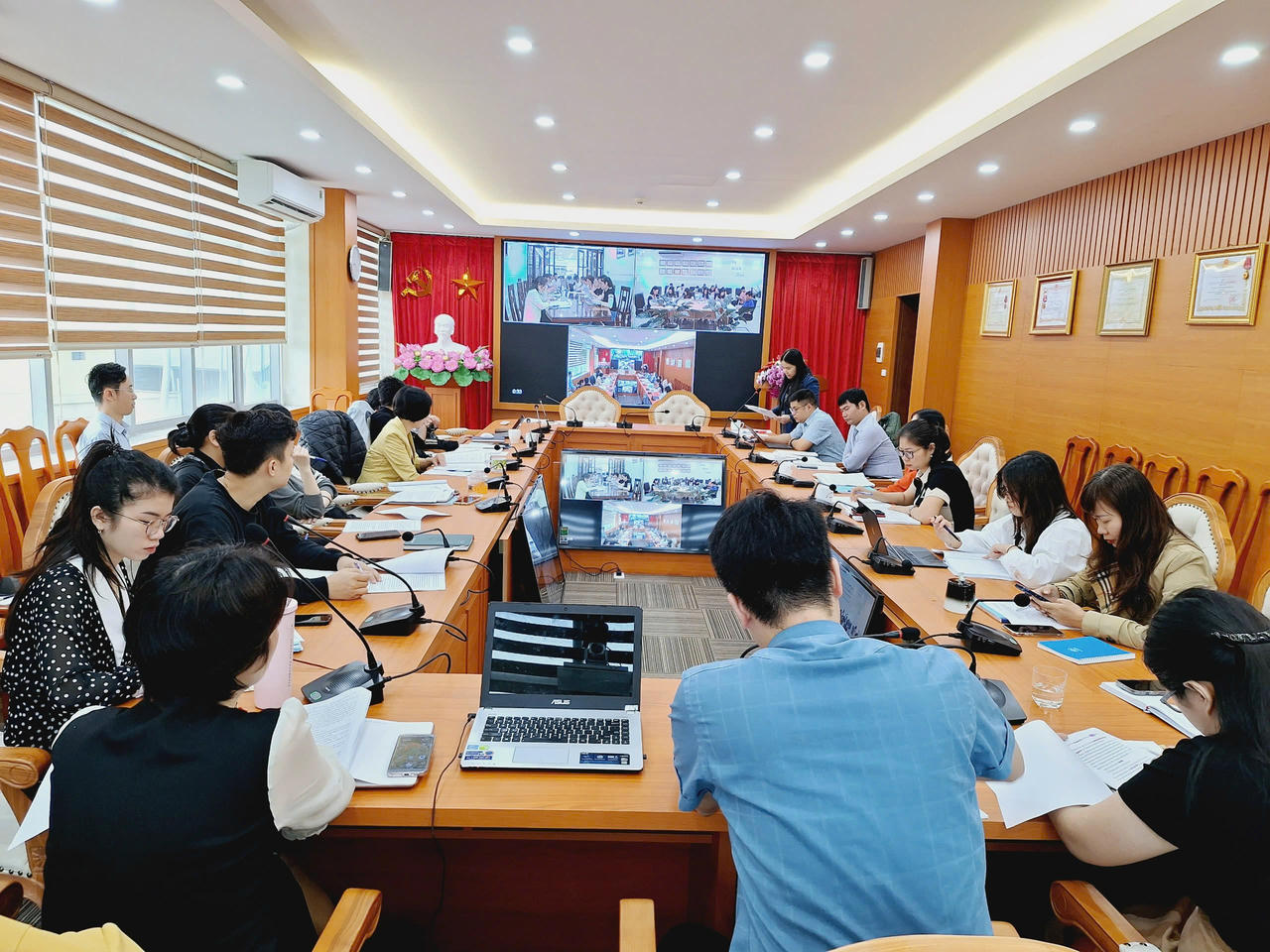 Quang cảnh một hội nghị do Cục ĐKGDBĐ&BTNN tổ chức.