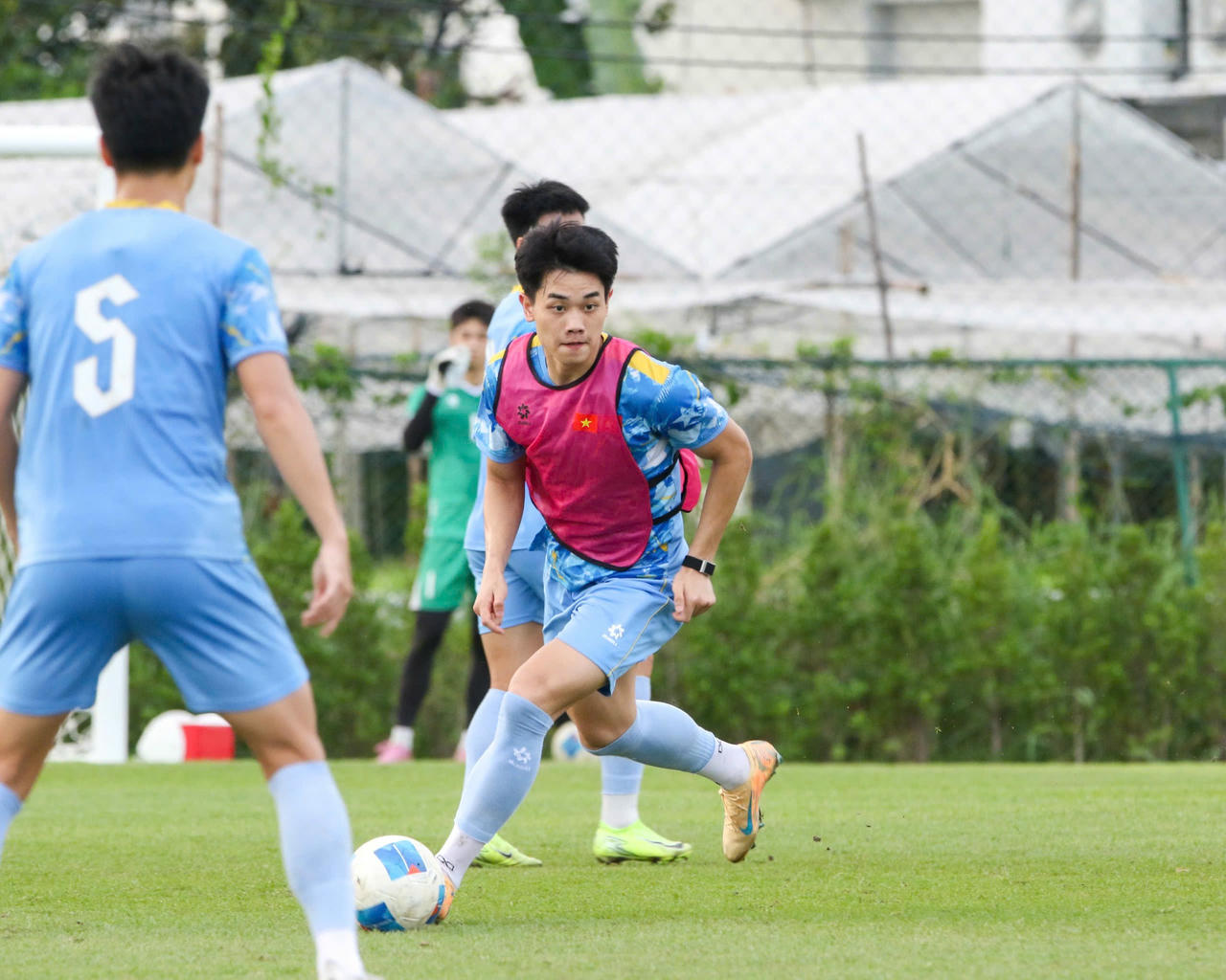 Đình Bắc sẽ là ngòi nổ trên hàng công của U22 Việt Nam (Ảnh VFF)