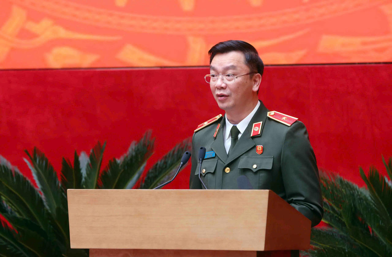 Cục trưởng Cục Công tác chính trị (X03), Thiếu tướng Phạm Kim Đĩnh phát biểu đáp từ.