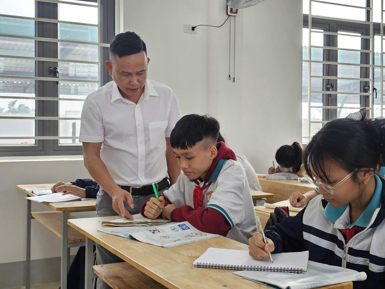 Nghệ An số giáo viên còn thiếu so với biên chế được giao tính đến ngày 31/12/2026 là 1.820 người