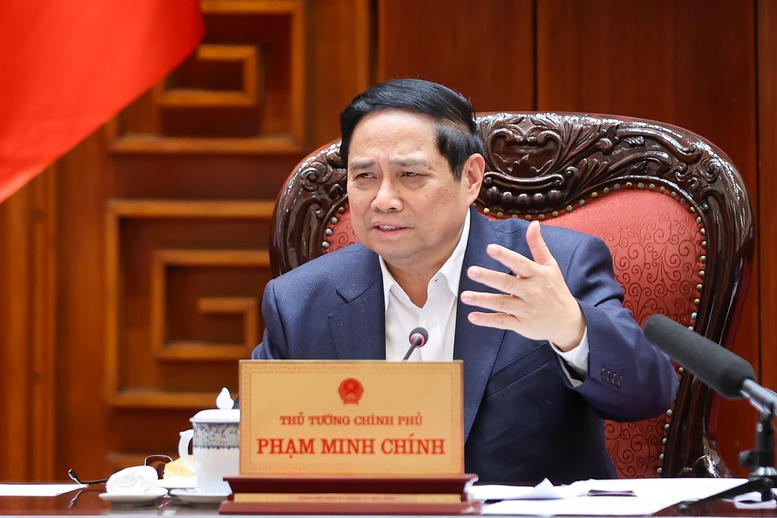 Thủ tướng Phạm Minh Chính cho ý kiến để thống nhất phương án tổ chức buổi lễ, với điểm cầu trung tâm dự kiến tại lễ khởi công dự án đầu tư xây dựng Khu đô thị thể thao Olympic (xã Thượng Phúc, thành phố Hà Nội) - Ảnh: VGP/Nhật Bắc